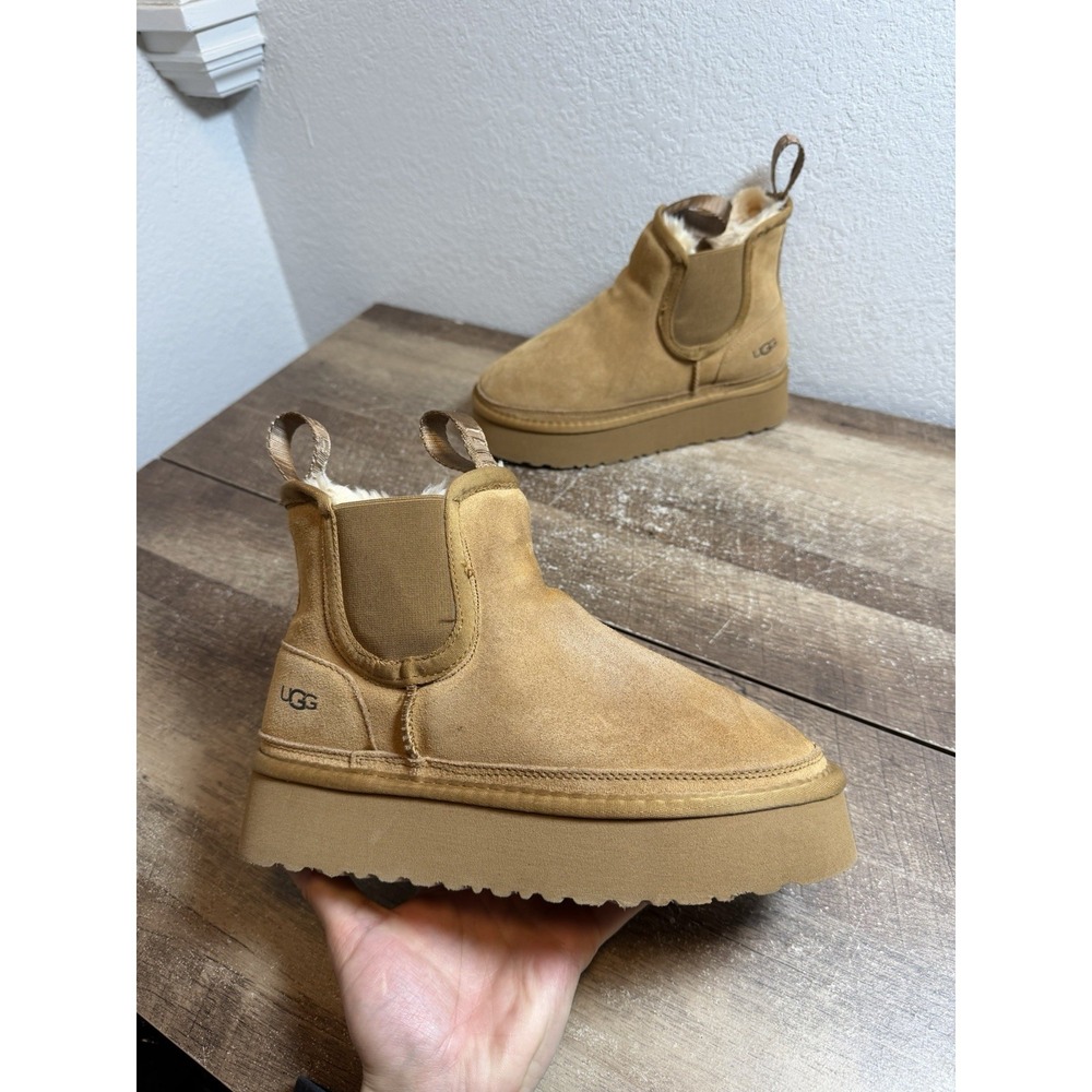 UGG WOMEN NEUMEL PLATFORM CHELSEA CHESTNUT ANKLE SHOE Size 8